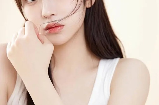 被李荣浩公开质问仅一天单依纯被曝“黑料”吃相难看越扒越有